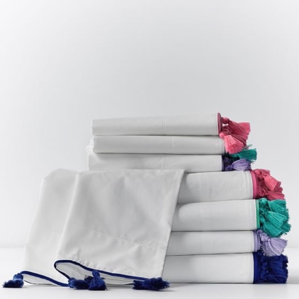 PB Teen Twin XL Sheet Set White with Berry Tassles